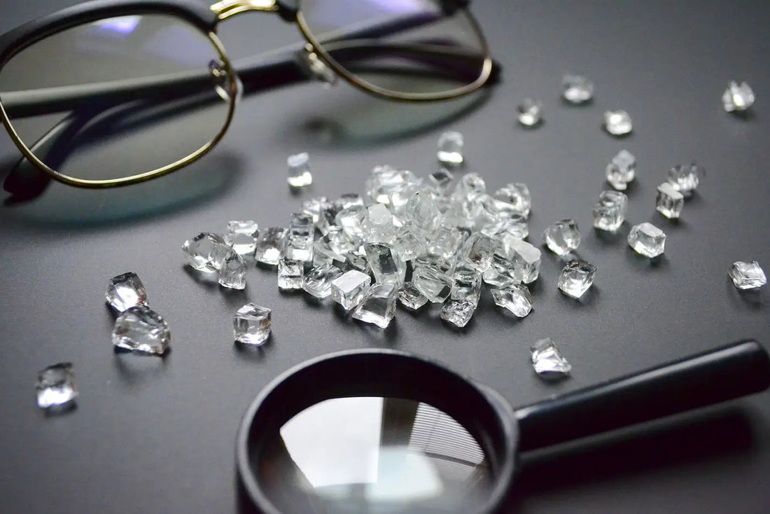 Ein Statement für Rohsteine in Edelsteinqualität – Untouched Zurich im Fokus